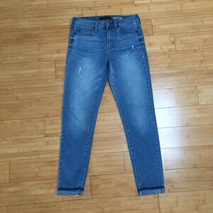 EUC Aéropostale Mid Wash High Waisted Cropped Jeggings
